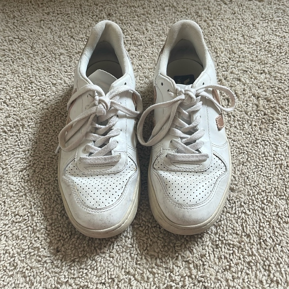 Veja sneaks with Rose Gold V. Size 6. Worn, but in good condition.